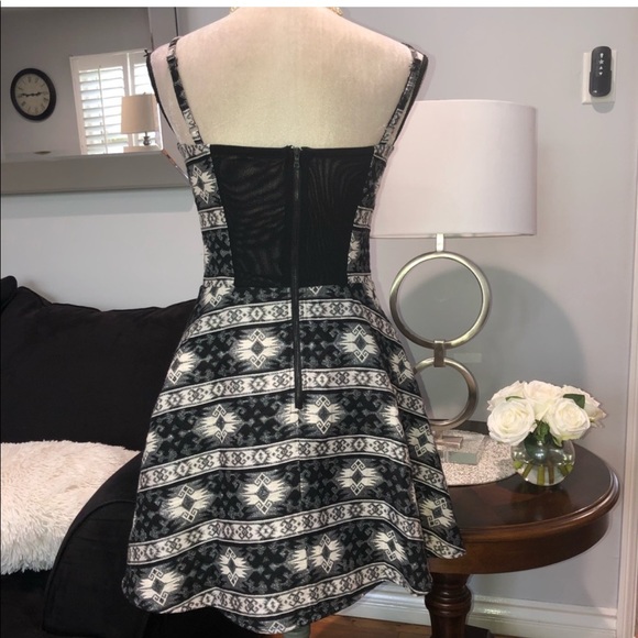 Sam Edelman “prairie dreamer” dress - Picture 2 of 6